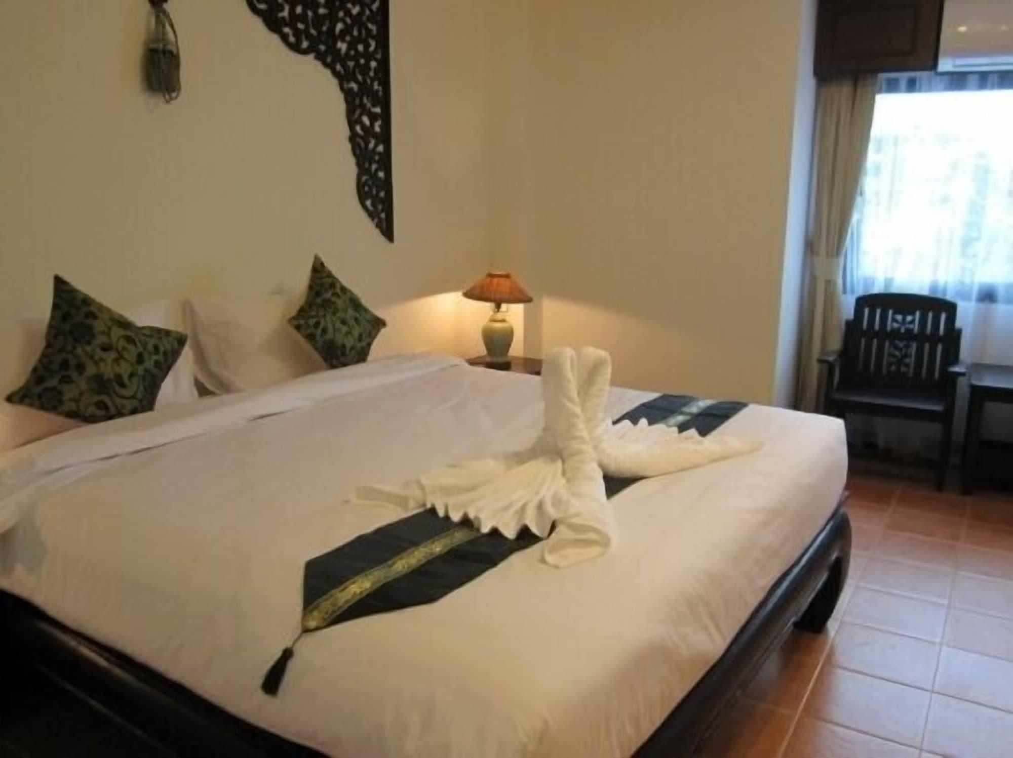 Wangburapa Grand Hotel Chiang Mai Esterno foto