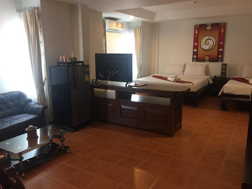Wangburapa Grand Hotel Chiang Mai Esterno foto