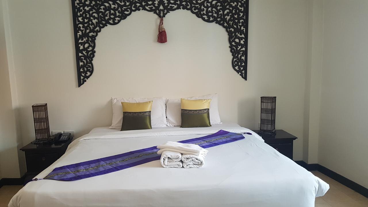 Wangburapa Grand Hotel Chiang Mai Esterno foto