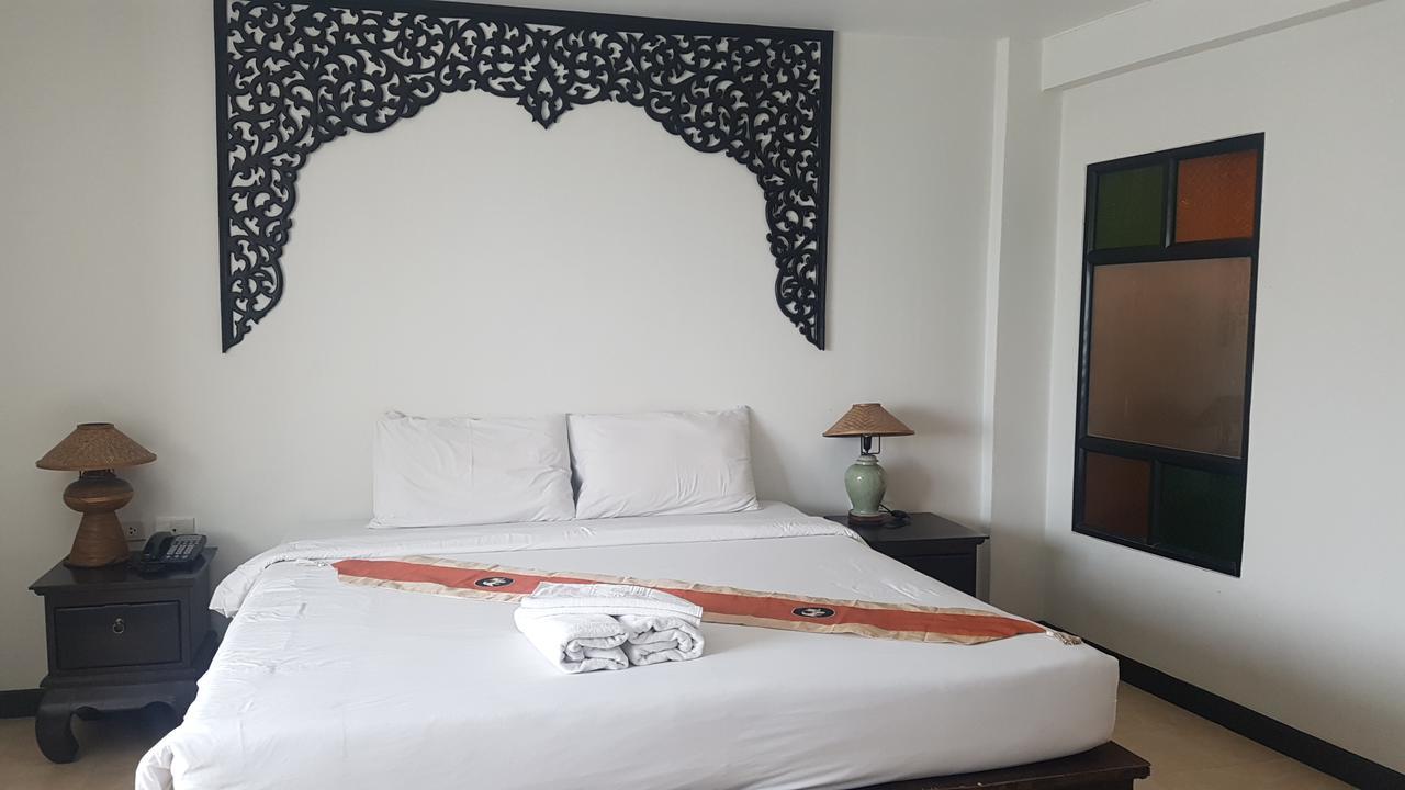 Wangburapa Grand Hotel Chiang Mai Esterno foto