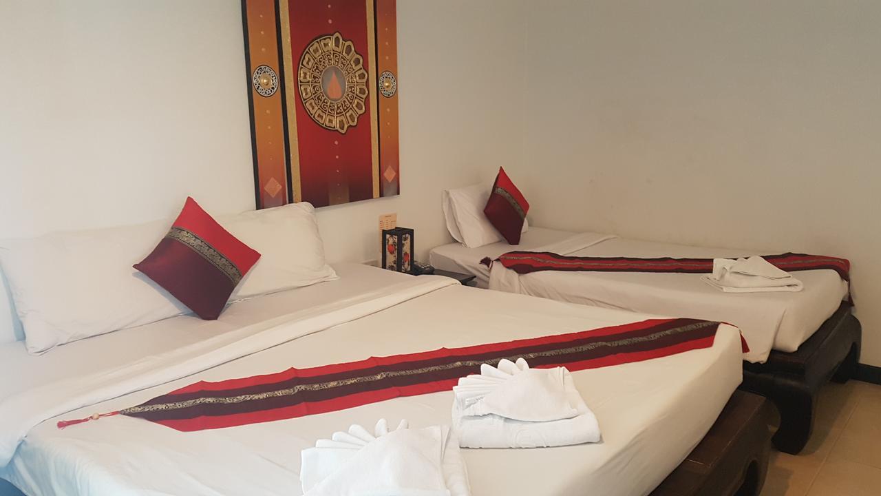 Wangburapa Grand Hotel Chiang Mai Esterno foto