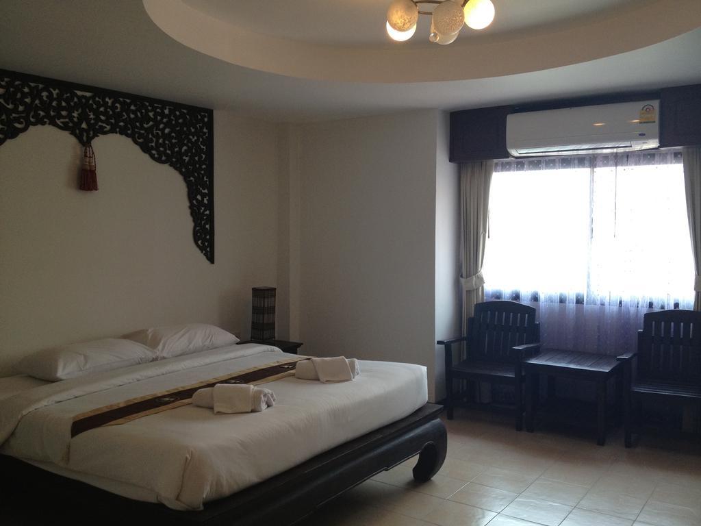 Wangburapa Grand Hotel Chiang Mai Esterno foto