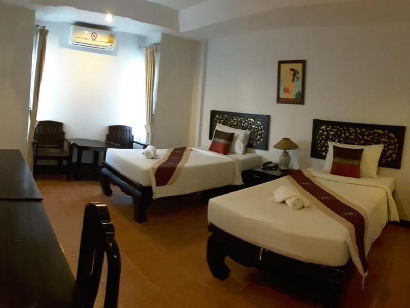 Wangburapa Grand Hotel Chiang Mai Esterno foto